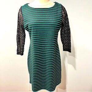 Loveappella x A Pea in the Pod Green & Black Stripe Dress Sheer Lace Sleeves Med